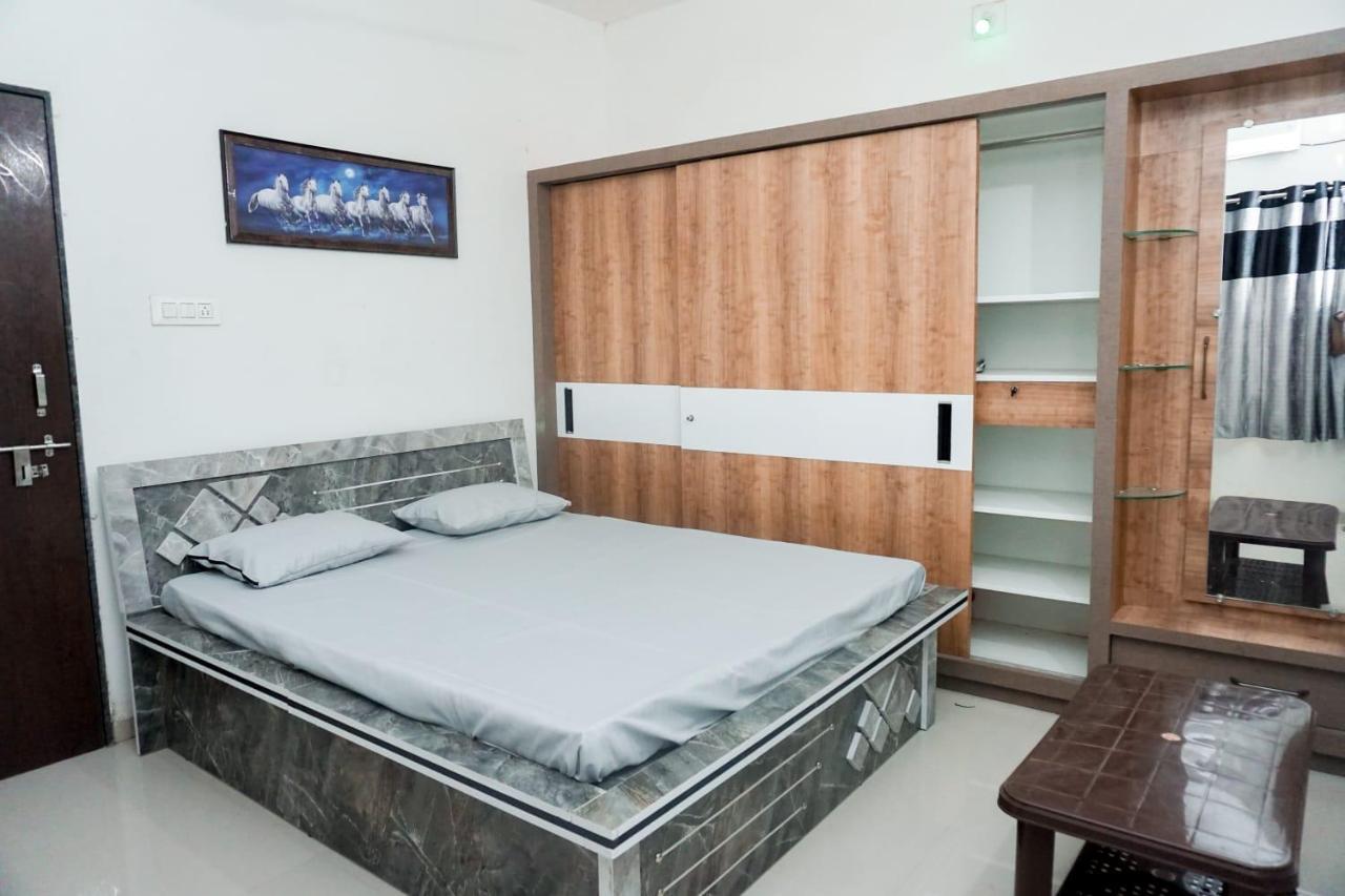 Mahadev Premium Homestay Garudeshwar Extérieur photo