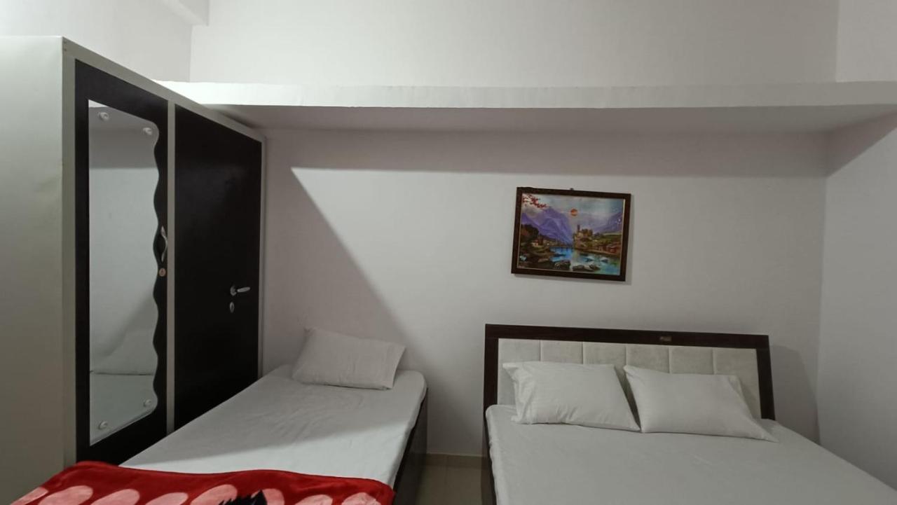 Mahadev Premium Homestay Garudeshwar Extérieur photo